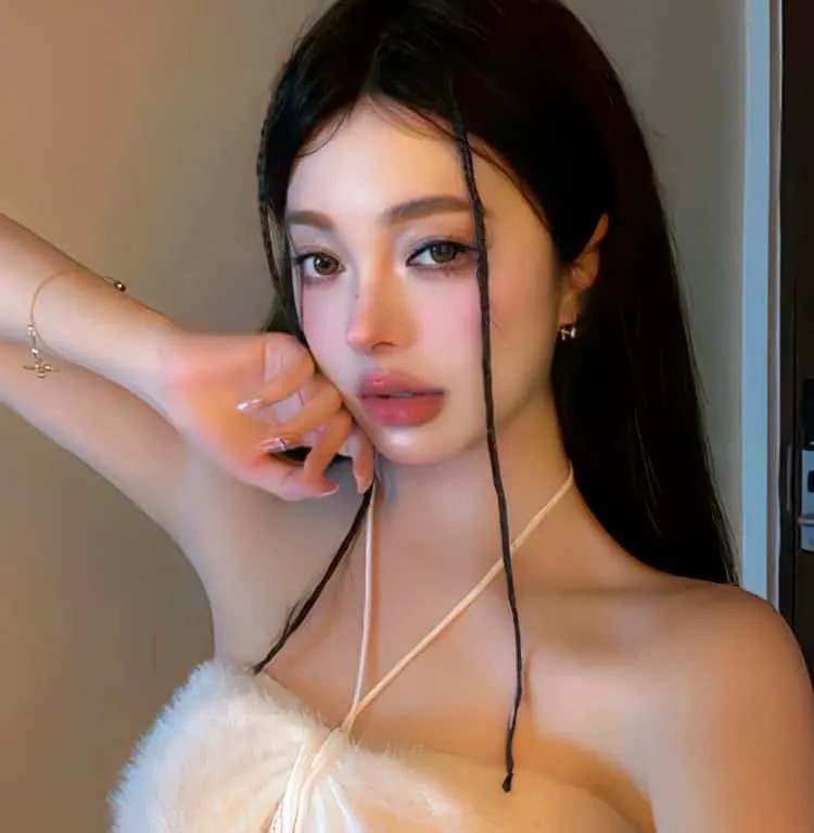 【暗黑复仇】《亲切的金子》李英爱绝美复仇：韩国复仇三部曲终章，天使面孔下的致命蛇蝎杀机