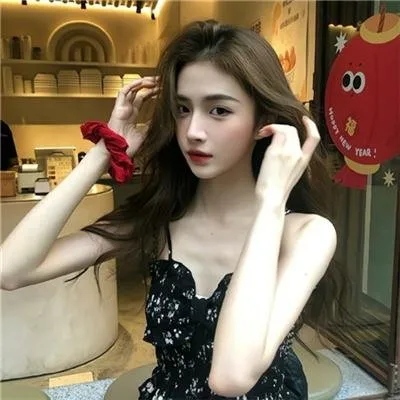 纯洁无瑕的初恋《侧耳倾听》吉卜力青春经典：喜欢小提琴的男孩与写小说的女孩互相勉励的绝美青春
